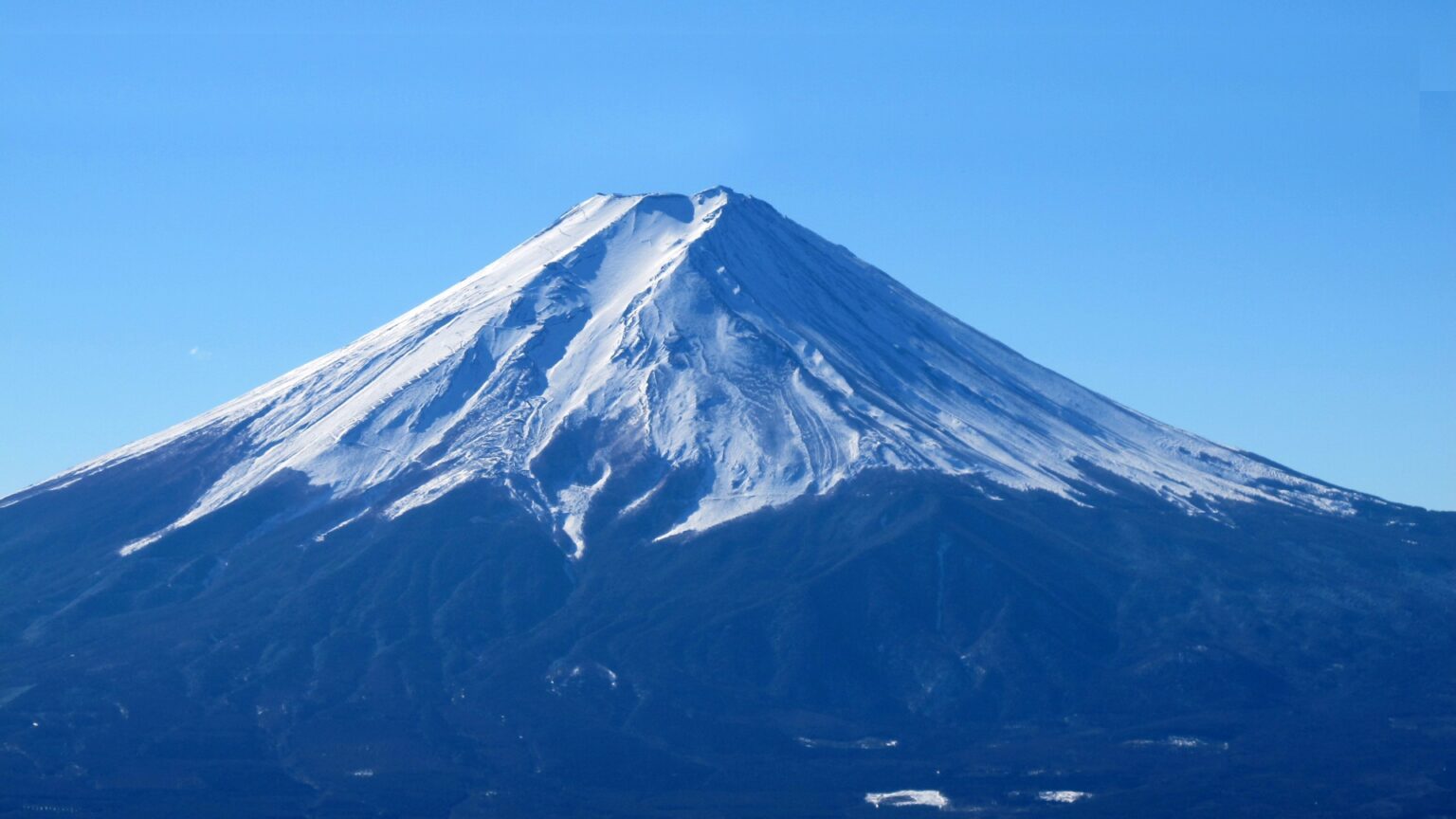 高校生富士山写真家 鈴木啓悟 の経歴やプロフィール 写真展開催日は 富士山カレンダーの通販はある マツコの知らない世界